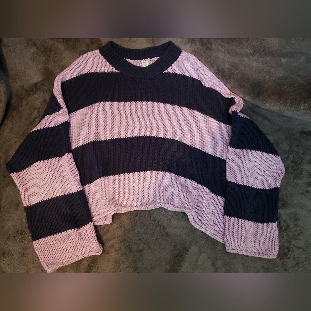 Aerie woman's stripe sweater